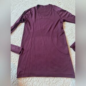 Lululemon Run switfly long sleeve burgandy 8 top